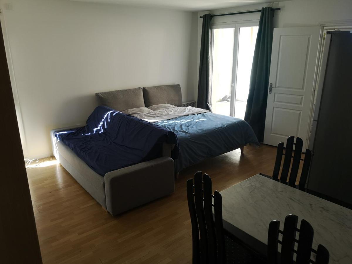 Appartement Proche De Disneyland บุสซี-แซ็ง-ฌอร์ฌ ภายนอก รูปภาพ